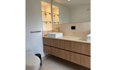 alquiler apartamentos amoblados medellin en Vizcaya El Poblado