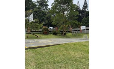Alquiler apartamentos amoblados en Las Palmas Medellín piso 1