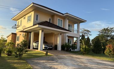 4 Bedroom House for sale in Khuek Khak, Phangnga