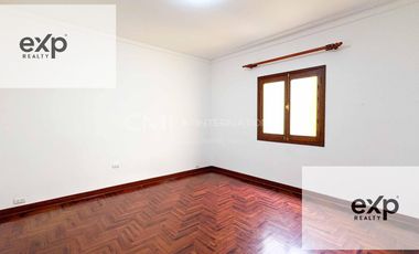 Alquiler de casa 10 ambientes para negocio en Miraflores