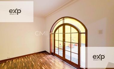 Alquiler de casa 10 ambientes para negocio en Miraflores