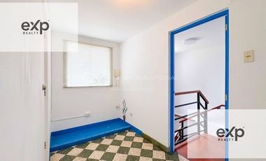 Alquiler de casa 10 ambientes para negocio en Miraflores