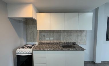 A ESTRENAR - MONOAMBIENTE AL FRENTE CON BALCON