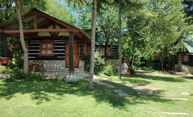 ALQUILER DE CABAÑAS TRONCOPIEDRA EN HUERTA GRANDE, CORDOBA, ARGENTINA