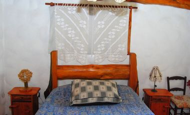 ALQUILER DE CABAÑAS TRONCOPIEDRA EN HUERTA GRANDE, CORDOBA, ARGENTINA