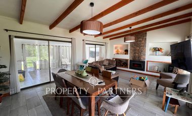 Linda casa familiar en loteo Los Cipreses