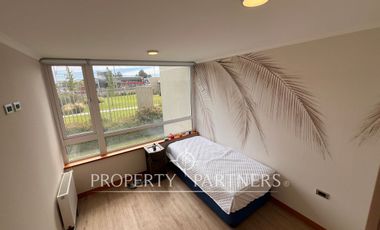 Moderno departamento con exclusivo jardín