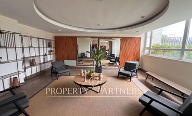 Moderno departamento con exclusivo jardín