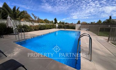 Moderno departamento con exclusivo jardín