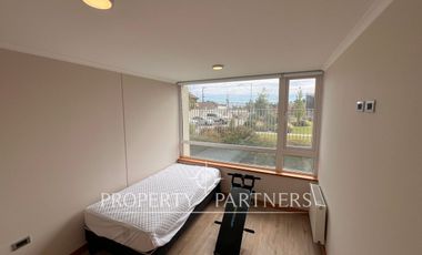 Moderno departamento con exclusivo jardín