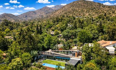 Espectacular casa  mediterránea en el Arrayán, Lo Barnechea.