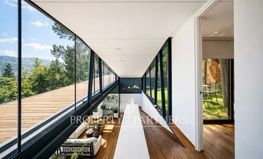 Espectacular casa  mediterránea en el Arrayán, Lo Barnechea.