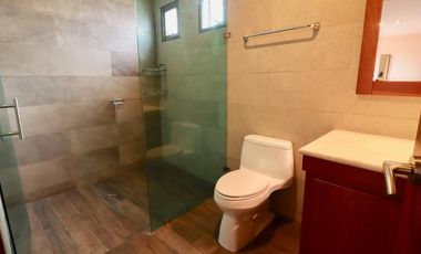 CASA EN VENTA EN MORELIA, RESIDENCIAL BUGAMBILIAS