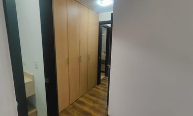 Departamento moderno de 2 habitaciones con balcón y áreas sociales premium cerca del Parque La Carolina