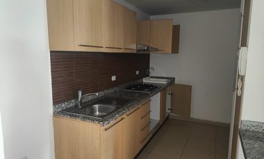 Departamento moderno de 2 habitaciones con balcón y áreas sociales premium cerca del Parque La Carolina