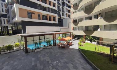 Departamento moderno de 2 habitaciones con balcón y áreas sociales premium cerca del Parque La Carolina