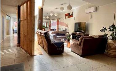 La Casa de Tus Sueños con piscina en Maria Pinto