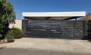 Hogar de lujo en Lo Barnechea, 6 dorm, piscina