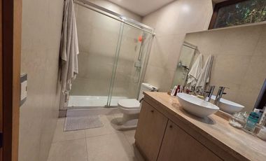 Hogar de lujo en Lo Barnechea, 6 dorm, piscina