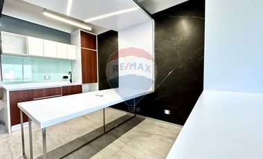 ARRIENDO Oficina Av. Chicureo 2 Ambientes