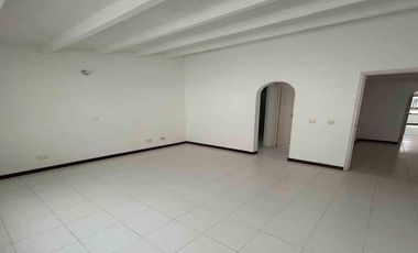 CASA EN ARRIENDO ALAMOS PEREIRA