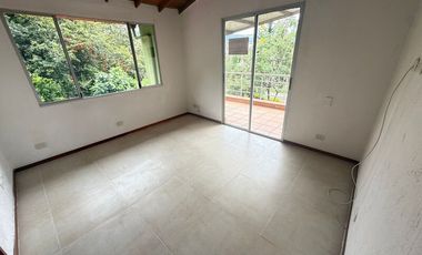 CASA EN VENTA UBICADO EN EL RETIRO SECTOR PURO CUERO