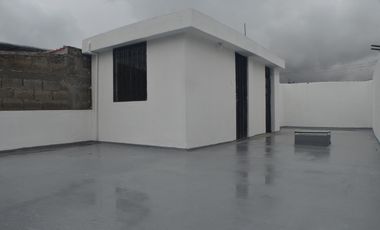 Venta Casa independiente frente a parque – Carapungo