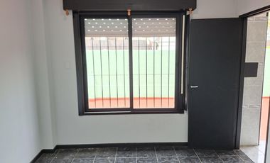 ALQUILER DE CASA PH 3 AMBIENTES EN RAMOS MEJIA SUR