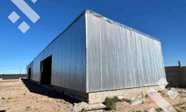 Alquiler base industrial con galpones
