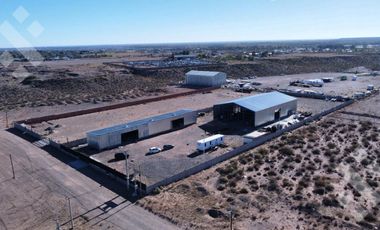 Alquiler base industrial con galpones