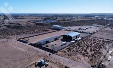 Alquiler base industrial con galpones