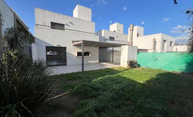 ALQUILER EN LAS PIEDRAS - SEGURIDAD Y CALIDAD