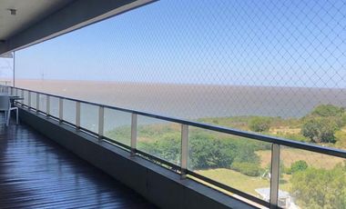 Excelente 4 ambientes en alquiler con inmejorable vista y ubicación - Edificio Torre Mayor