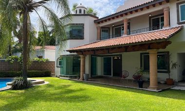 Hermosa Residencia en Exclusivo Fraccionamiento Kloster Sumiya-Jiutepec Morelos