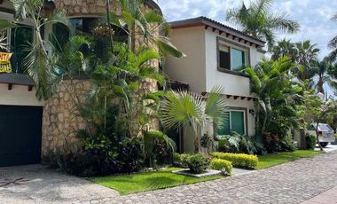 Hermosa Residencia en Exclusivo Fraccionamiento Kloster Sumiya-Jiutepec Morelos