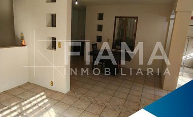 CASA EN VENTA EN COL. LINDAVISTA, TEPIC, NAYARIT