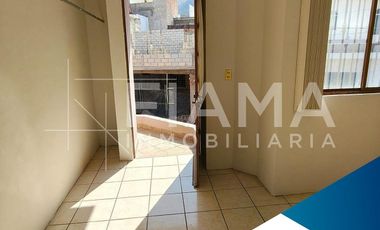 CASA EN VENTA EN COL. LINDAVISTA, TEPIC, NAYARIT