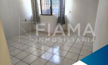 CASA EN VENTA EN COL. LINDAVISTA, TEPIC, NAYARIT