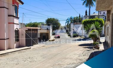 CASA EN VENTA EN COL. LINDAVISTA, TEPIC, NAYARIT