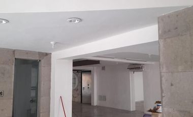 ¡Local Comercial remodelado de 622m2 en RENTA, Col. Centro, Veracruz.