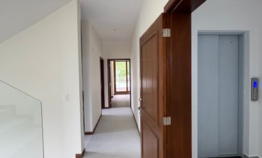 Renta departamento dúplex a estrenar 3 dormitorios en San Isidro - Vista Grande