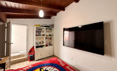 Renta edificio Comercial Centro Norte de Quito (La Jipijapa)