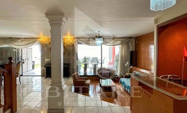 CASA EN VENTA EN ARCOS SUR