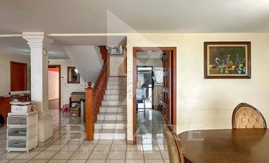 CASA EN VENTA EN ARCOS SUR