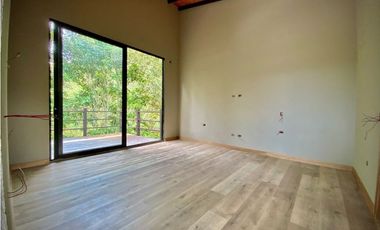 Venta Casa Campestre NUEVA El Retiro