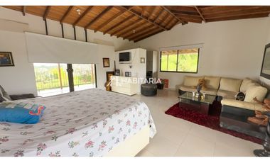 Venta Finca Campestre en Mundo Nuevo Pereira con Granja Porcícola