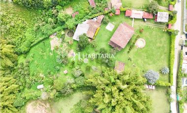 Venta Finca Campestre en Mundo Nuevo Pereira con Granja Porcícola