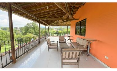 Venta Finca Campestre en Mundo Nuevo Pereira con Granja Porcícola