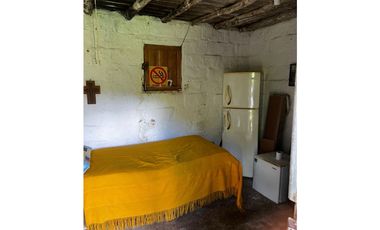 Venta de casa-Lote en el Retiro
