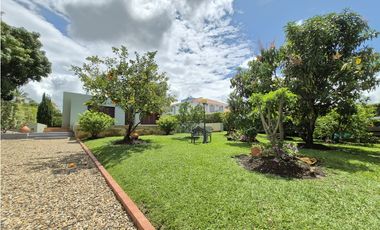 Venta espectacular casa campestre en Chinauta Cundinamarca exclusiva